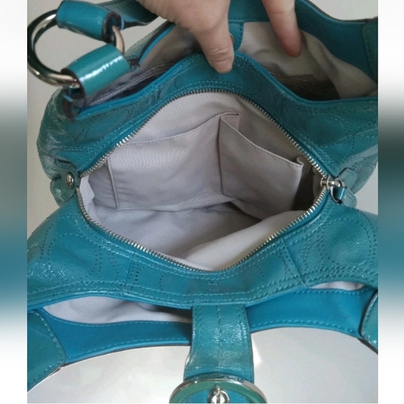 Coach Blue Leather Shoulder Bag - Picture 5 of 10